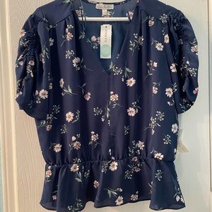 Nine Britton large short sleeve blouse NWT
